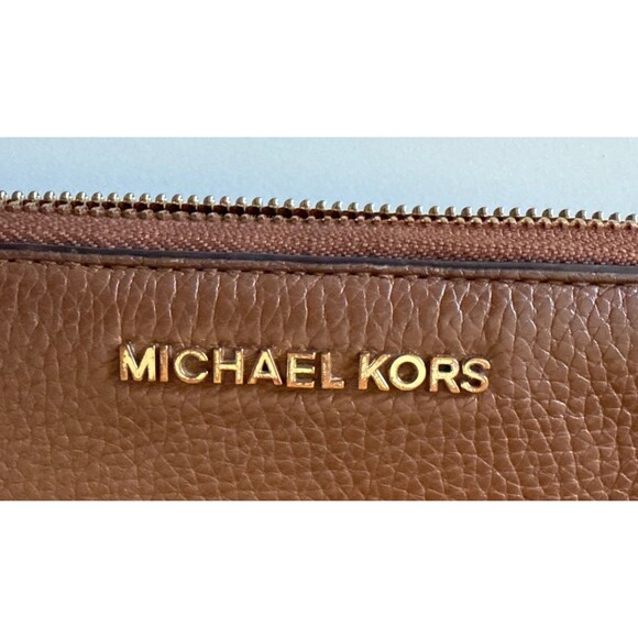 Michael Kors Large Zip Around Wristlet Continental Wallet Brown Pebble Leather - Picture 9 of 9